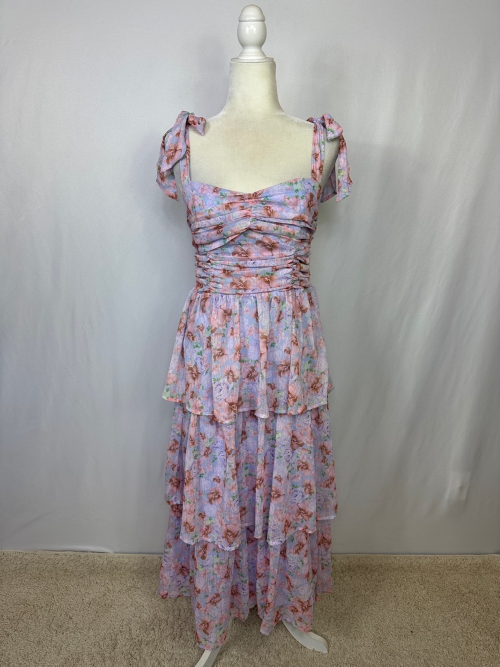 ASTR The Label Tiered Strap Sundress Size Medium Floral Purple New - Picture 5 of 13